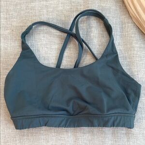 Lululemon green Strappy Sports Bra with Cross-Back Design